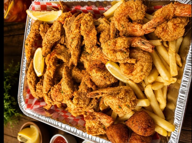 Fried Blue Crab Med (3 Pc) + 1/2 Lb Shrimp.