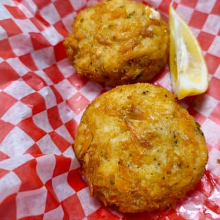 Crab Cake / Pastel De Cangrejo (2)